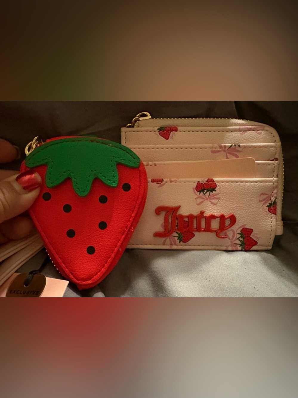 Juicy Couture Strawberry Zip Card Case Wristlet NWT